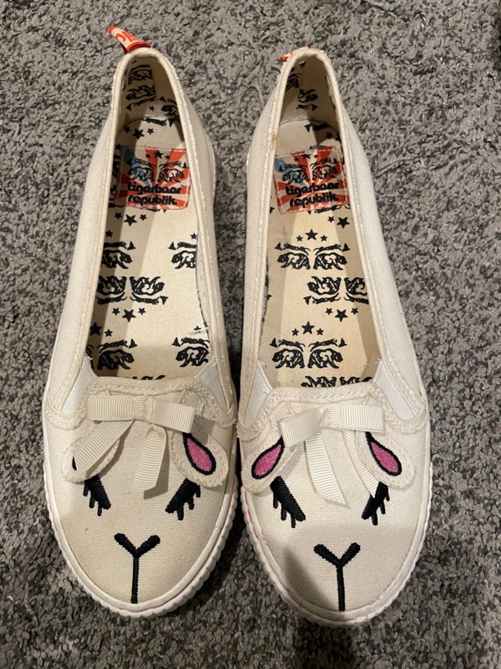 Cream Canvas Bunny Slip-On Flats with Bow - Women